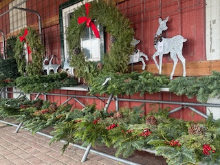 Country Bumpkin Christmas Wreaths